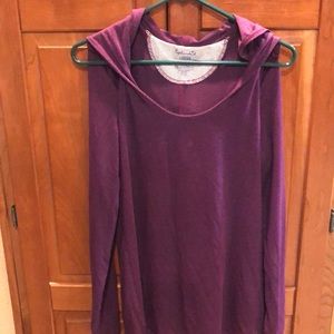 Cut out shoulder hoodie